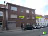 Appartement op de eerste verdieping gelegen in het centrum van Beersel. Het appartement omvat: inkom