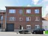 Appartement op de tweede verdieping gelegen te centrum Beersel. het appartement bestaat uit: inkomha