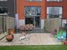 Recente ééngezinswoning in mooi project op zeer goede locatie! Overal dubbele beglazing, centrale ve