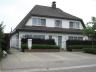 Mooie villa op een perceel van 1465 m² - Uitermate geschikt voor vrije beroepen.    Er zijn 4 ruime 