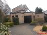 Deze unieke open bebouwing met aparte bouwstijl is gelegen op een gerichte locatie te Edegem met ver