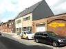 Goed gelegen magazijn van 140 m² met bureel, toilet en met de mogelijkheid tot opbouw van woonst of 