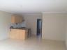Vernieuwd appartement op 2 de verdiep met ruime living, open keuken, hal, slaapkamer (16m²), apart t