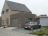 Prachtige ruime en super rustig gelegen nieuwbouw woning (2011-2012) bestaande uit een inkom met tra