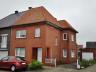 Agréable maison 3 façades avec jardin à proximité du centre de KURINGEN (Hasselt). Écoles, commerces