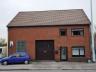 Deze goed onderhouden woning met ruime garage is gelegen op een perceel van ca. 677 m².    De woning