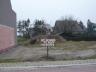 LOT 31 uit de hand te koop.  Huis kan 6m breed en 13m diep gebouwd worden en er is een garage van 2,