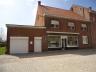 STAVELE (ALVERINGEM): Ingericht handelspand met woonst gelegen in de dorpskern. Het handelspand best