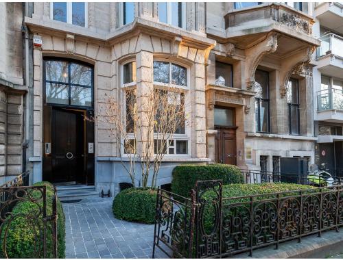 Huis te koop in Antwerpen € 1.350.000 (J3VL4) - Brussels I Sotheby's